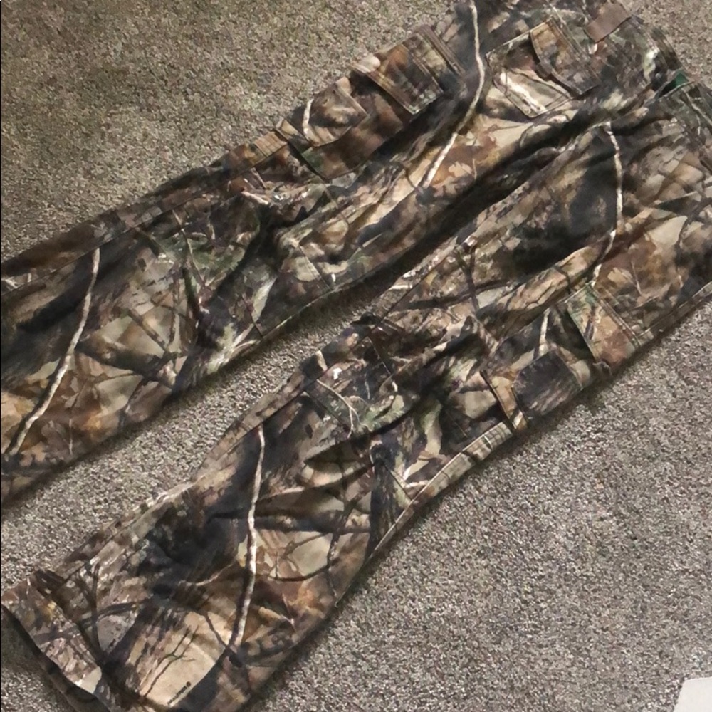 Cabelas Camo Pants